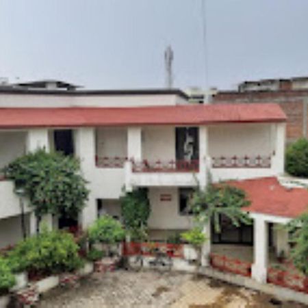 ホテル Mp Tourist Bunglow , Chitrakoot Sitapur Muafi エクステリア 写真