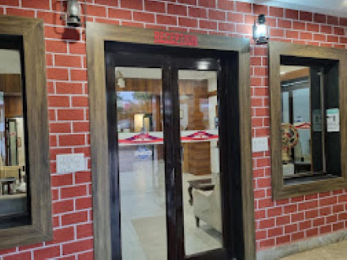 ホテル Mp Tourist Bunglow , Chitrakoot Sitapur Muafi エクステリア 写真