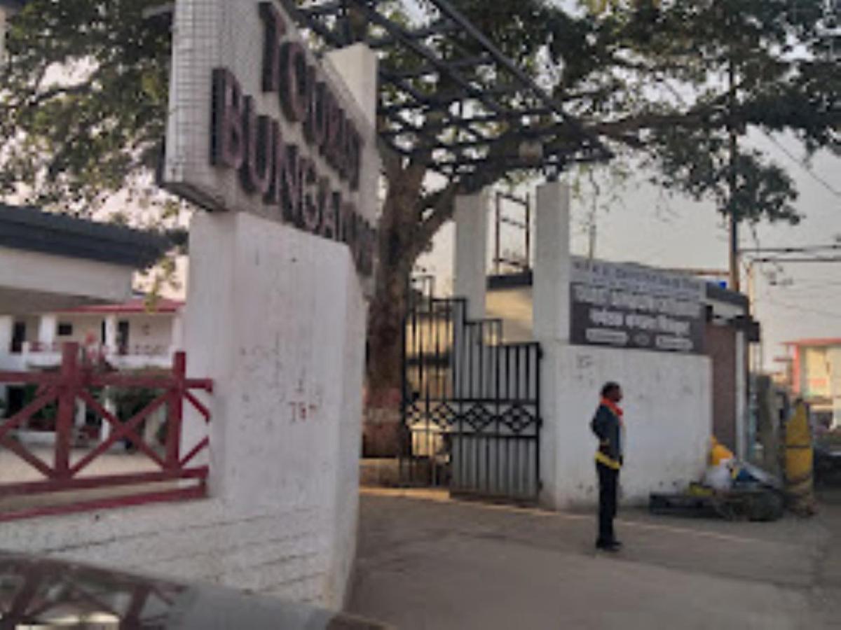 ホテル Mp Tourist Bunglow , Chitrakoot Sitapur Muafi エクステリア 写真